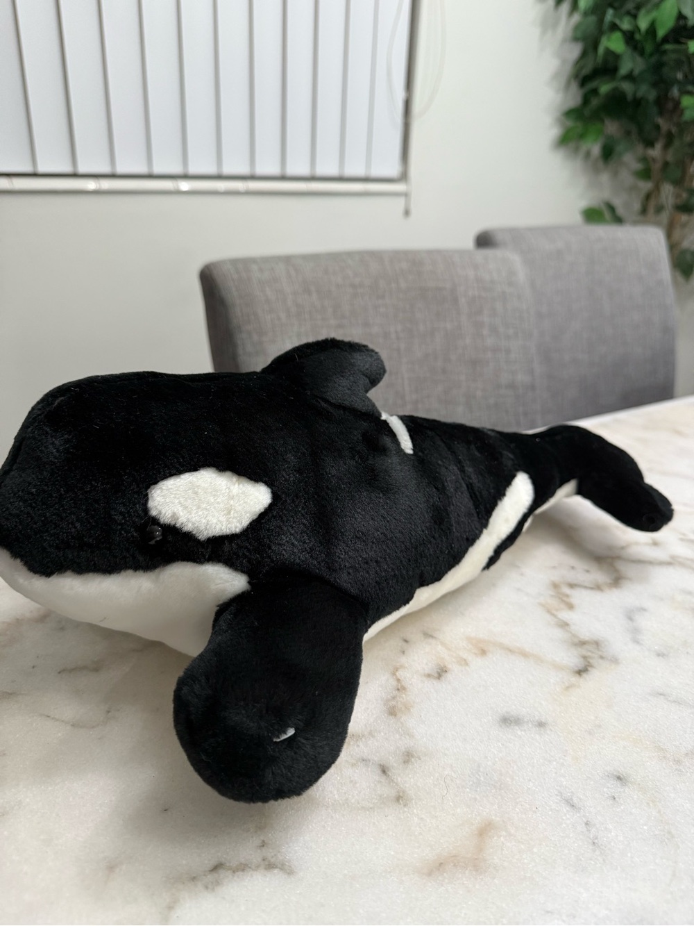 NWOT Seaworld Black & White Orca Killer Whale Plush Stuffed Animal